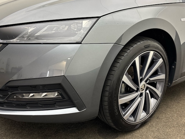 Skoda Octavia 1.5 TSI Ambition Combi