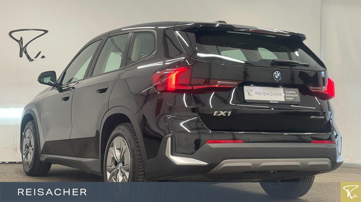 BMW iX1 xDrive30