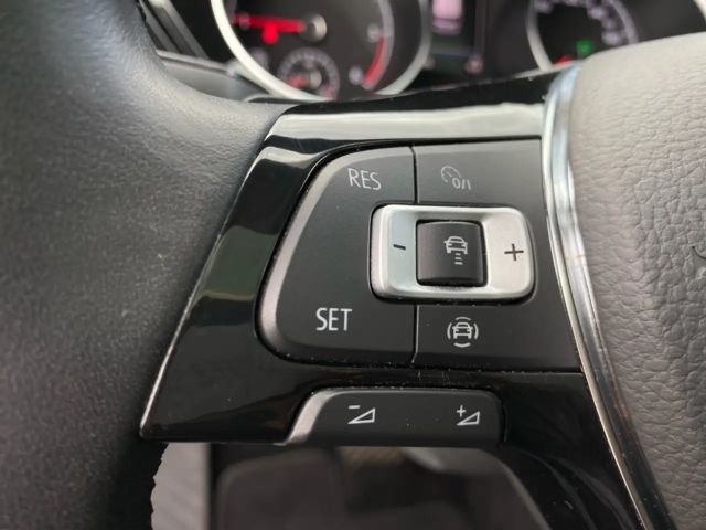 Volkswagen Touran 2.0 TDI DSG Highline