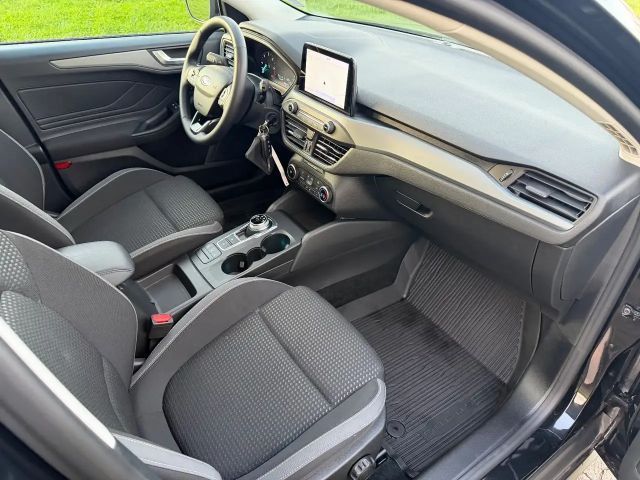 Ford Focus Cool & Connect Wagon