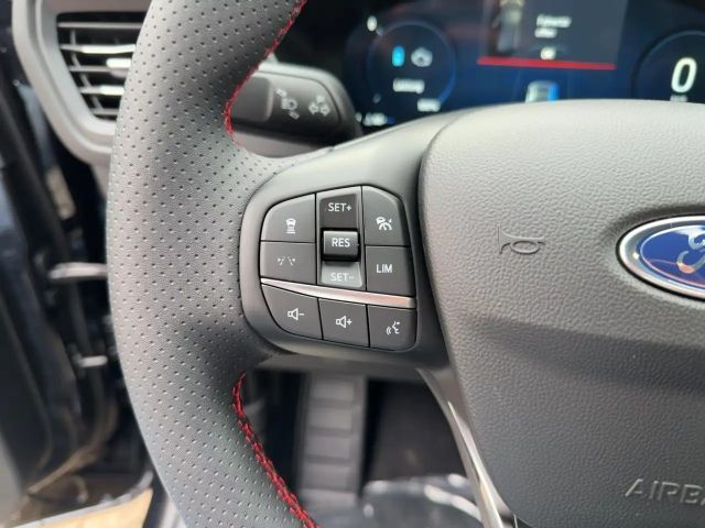 Ford Kuga Plug in Hybrid ST Line X