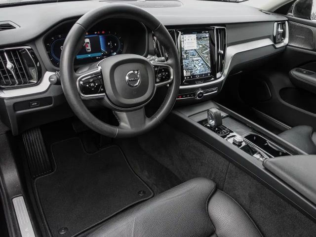 Volvo V60 Cross Country AWD Plus