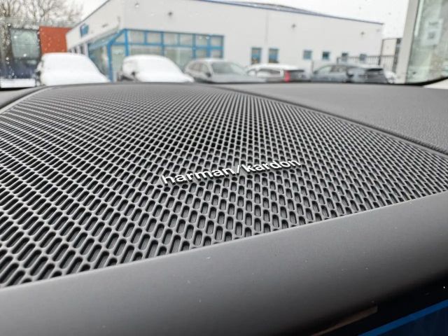 Volvo XC60 Dark Plus