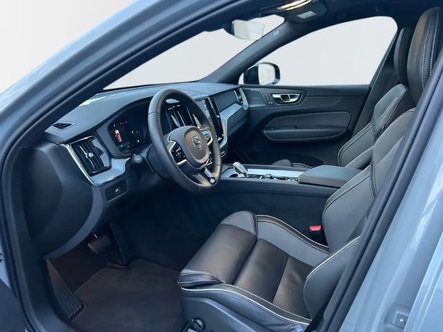 Volvo XC60 AWD Dark Ultra