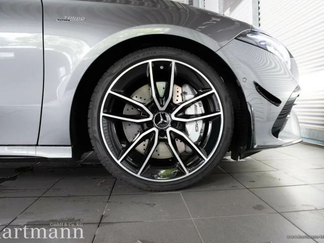 Mercedes-Benz A 35 AMG 4MATIC AMG Line