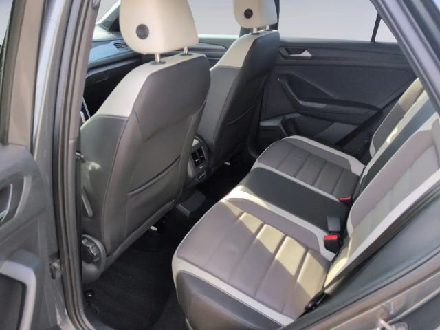 Volkswagen T-Roc 2.0 TSI DSG Sport