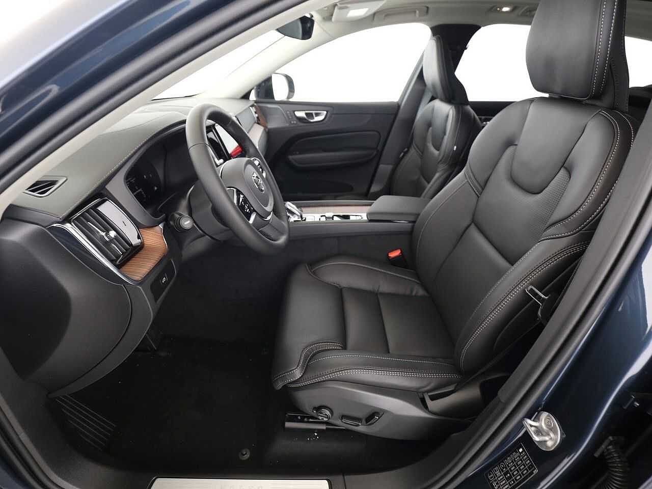 Volvo XC60 AWD Dark Ultimate