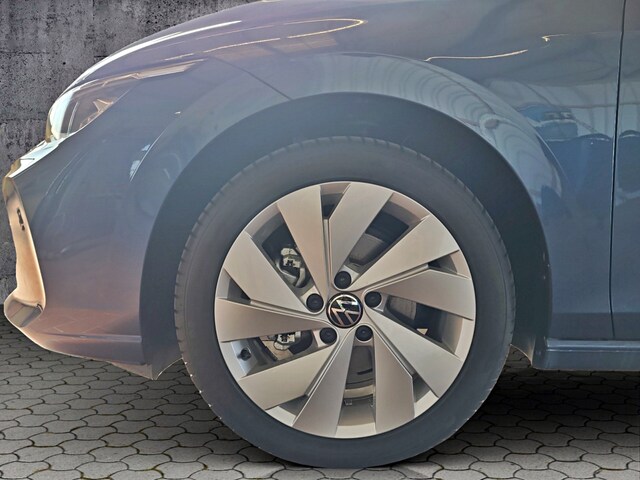 Volkswagen Golf Style Variant