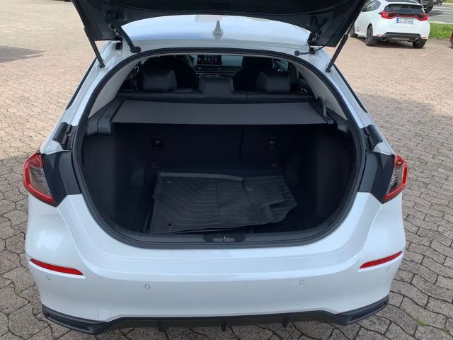 Honda Civic Elegance e:HEV