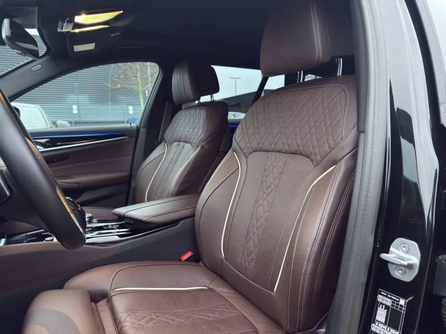 BMW 540 540d M-Sport Touring xDrive