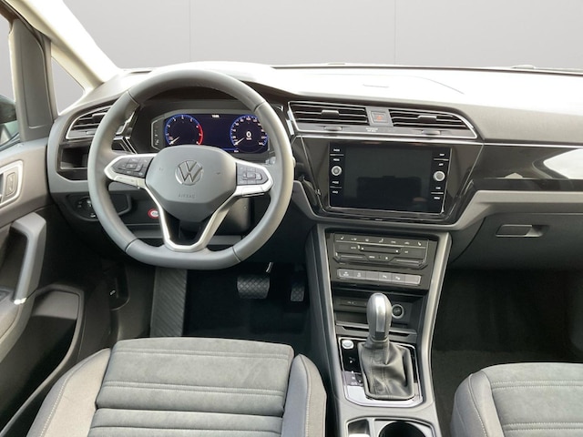 Volkswagen Touran 1.5 TSI DSG Highline