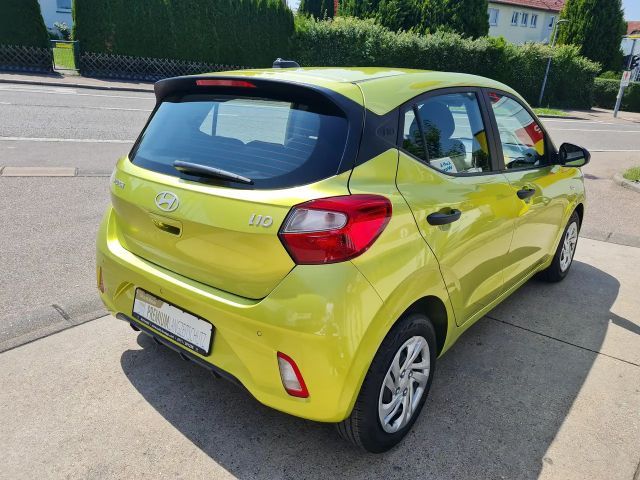 Hyundai i10 Wave, AT, Navigation*Rückfahrkamera*