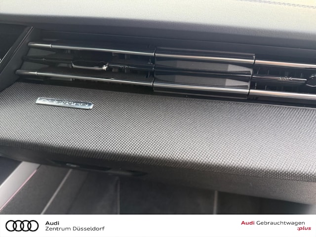 Audi S3 Quattro S-Tronic Sedan