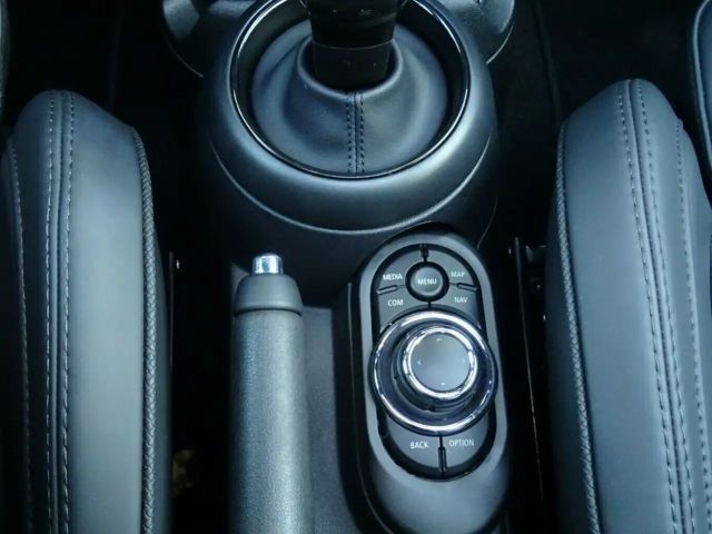 MINI Cooper S Classic Trim Autom,Leder,Kamera,Panor