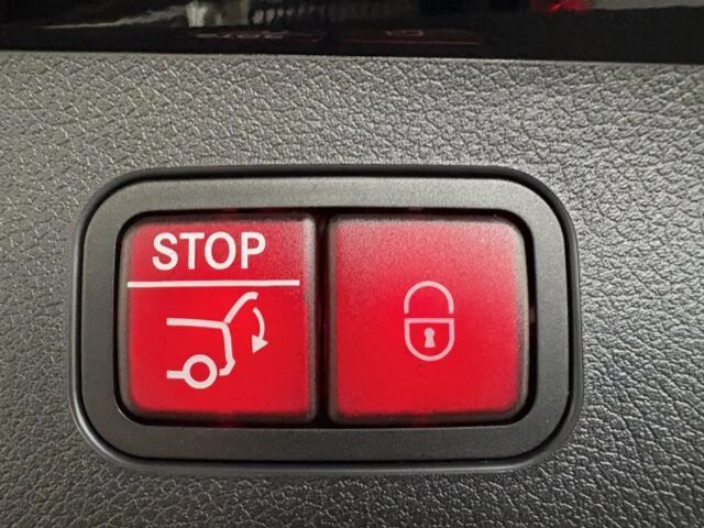 Mercedes-Benz E 300 E 300 e