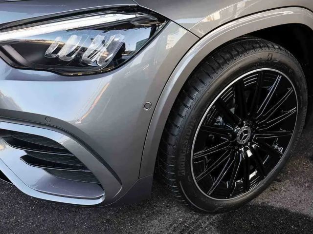 Mercedes-Benz GLA 200 AMG Line