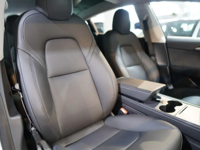 Tesla Model 3 Standard Range