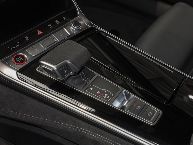 Audi A6 e-tron Avant Performance Quattro