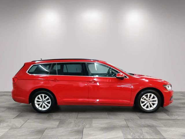 Volkswagen Passat 2.0 TDI Business DSG Variant