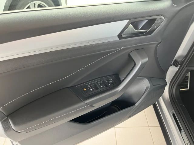 Volkswagen T-Roc 1.5 TSI DSG