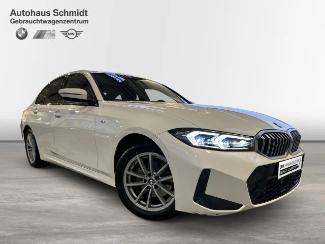 BMW 320 320d M-Sport Sedan xDrive