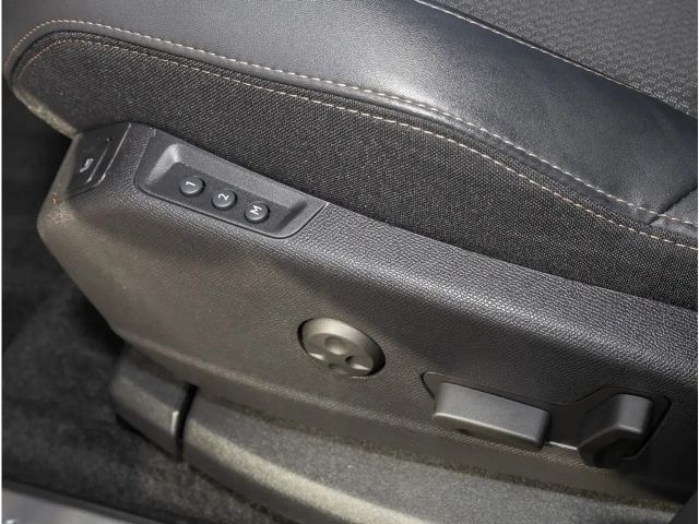 Peugeot 3008 EAT8 GT-Line PureTech