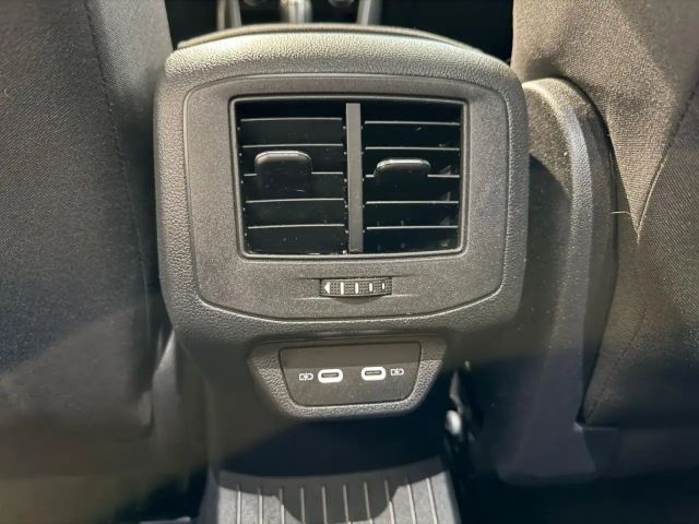 Volkswagen T-Roc 1.5 TSI DSG Sport