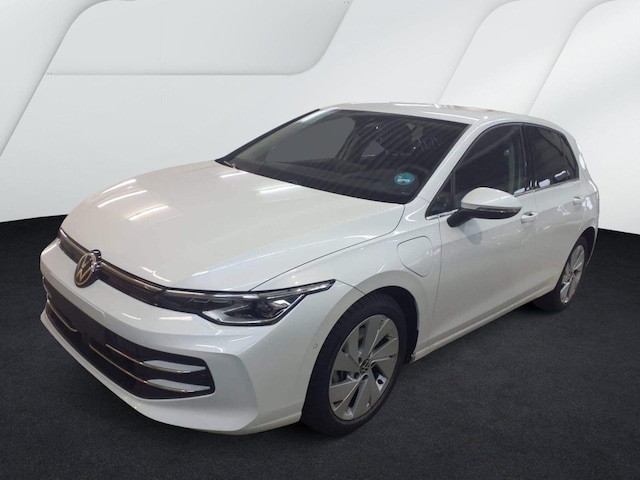Volkswagen Golf DSG Style eHybrid