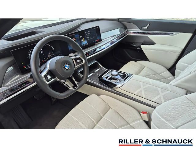 BMW 740 740d 740e M-Sport Sedan xDrive