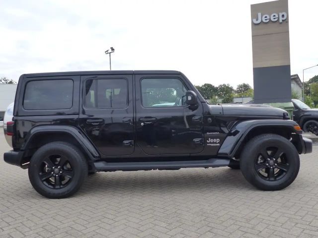 Jeep Wrangler Sahara