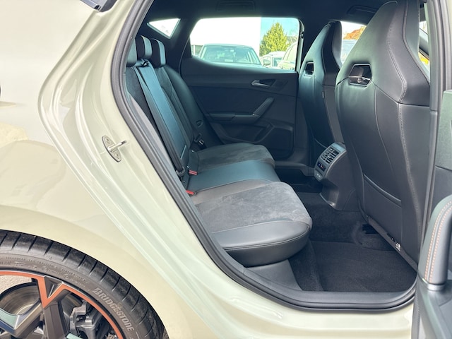 Cupra Leon 1.5 eTSI AD Navi Leder Digitales Cockpit Memory Sitze Soundsystem LED