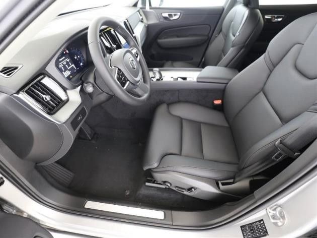 Volvo XC60 Dark Plus