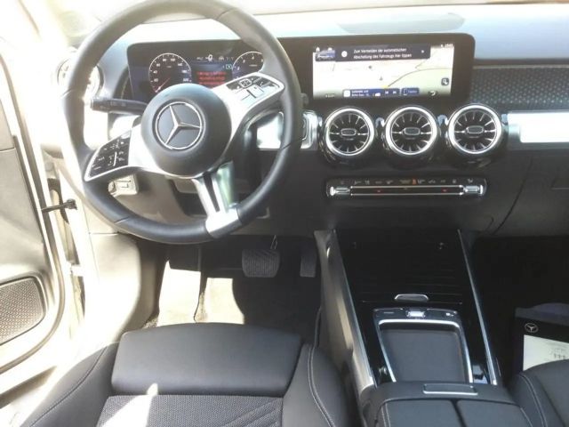 Mercedes-Benz GLB 220 4MATIC Progressive