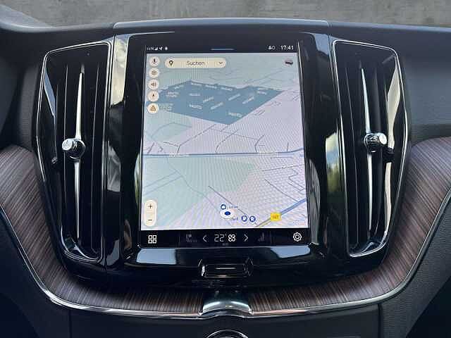 Volvo XC60 AWD Dark Plus T6