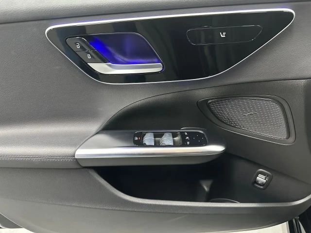 Mercedes-Benz C 200 AVANTGARDE C 200 d Estate