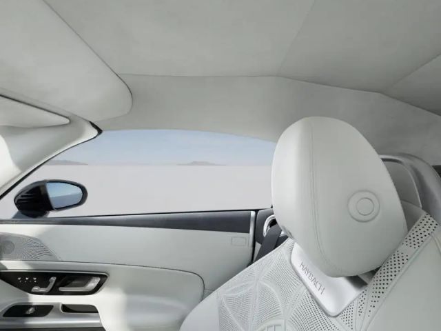 Mercedes-Benz SL 680 Maybach Monogram Series Pattern auf Motorhaube