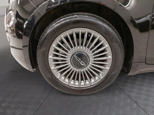 Fiat 500e 42 kWh Icon