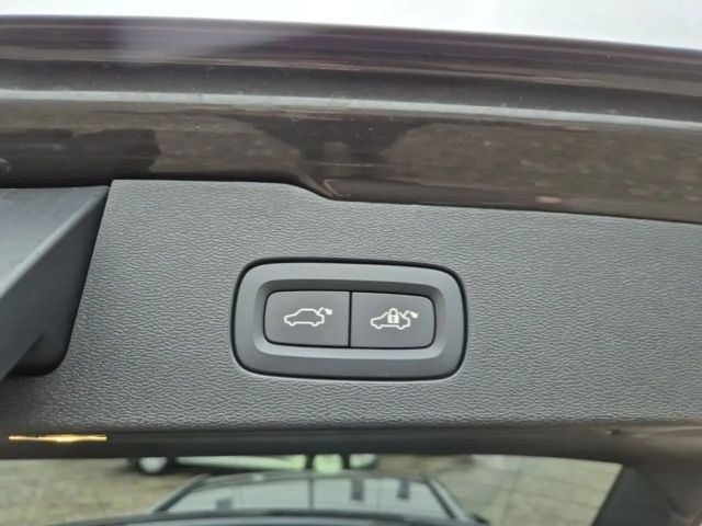 Volvo V60 Dark Hybrid Plus