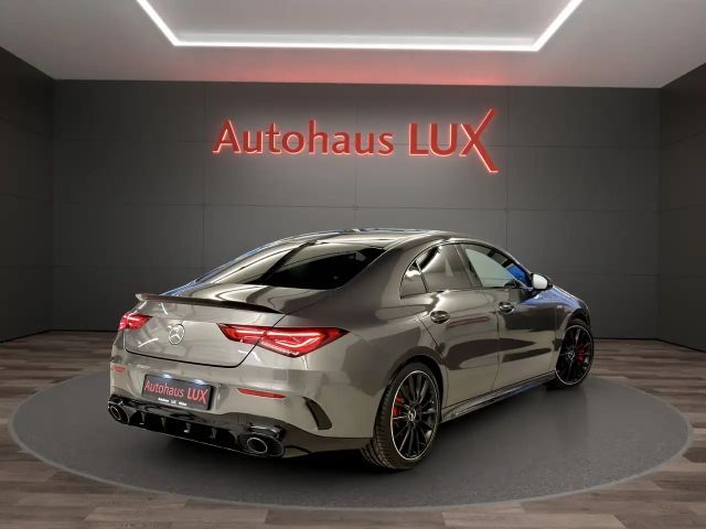 Mercedes-Benz CLA 35 AMG AMG Line Coupé