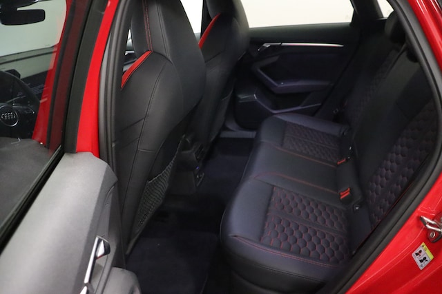 Audi RS3 Quattro S-Tronic Sedan