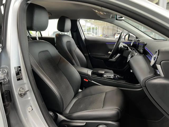 Mercedes-Benz A 180 Progressive