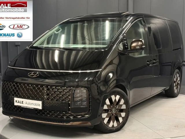 Hyundai Staria Signature Vierwielaandrijving