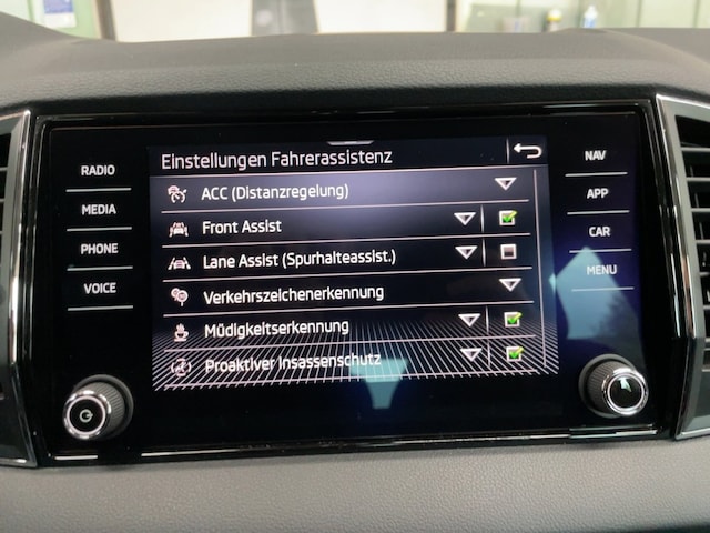Skoda Karoq MATRIX+DAB+VIRT+ACC+LED+NAVI+PDC+TOTW