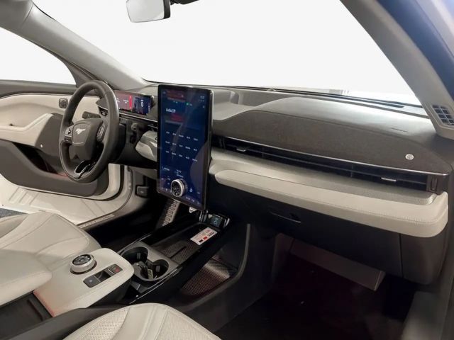 Ford Mustang Mach-E AWD