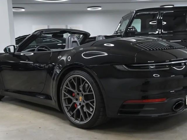 Porsche 992 4S Cabrio Carrera