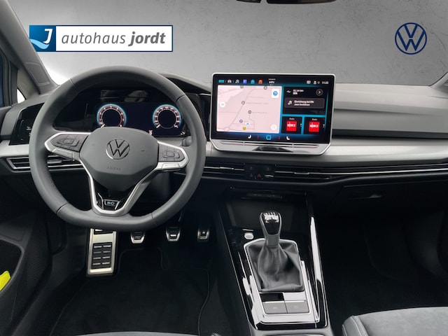 Volkswagen Golf 1.5 eTSI