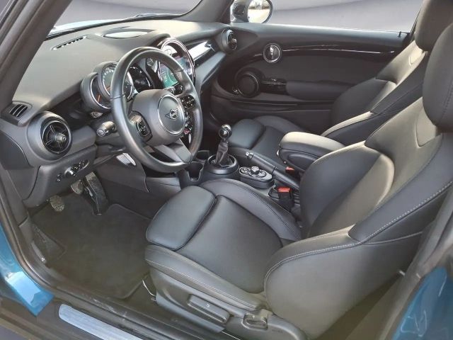 MINI Cooper Classic Trim . *Sportsitze*CarPlay*LED*PD