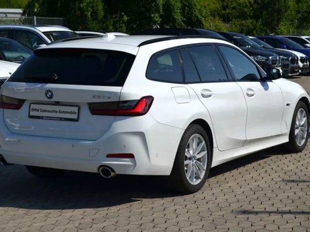 BMW 330 330e