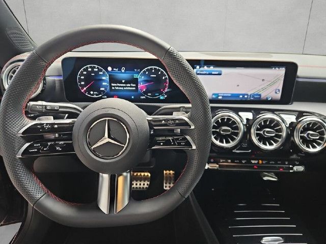 Mercedes-Benz CLA 200 Shooting Brake