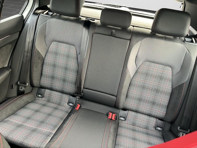 Volkswagen Golf DSG GTI